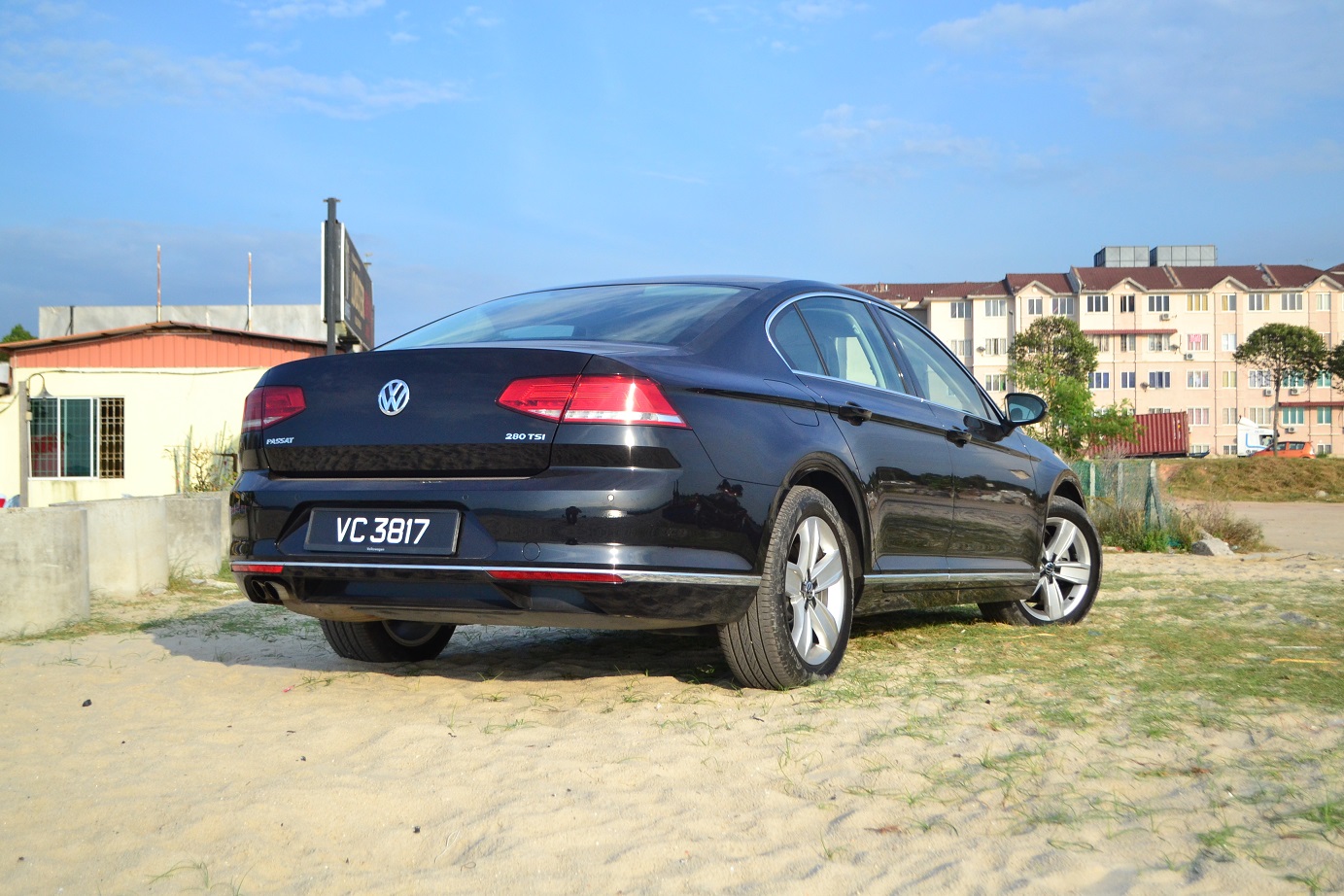 The Volkswagen Passat 1.8 TSI - Dare you? - kensomuse