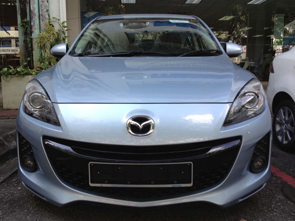 The Mazda 3 - Add some Zoom Zoom to your life - kensomuse
